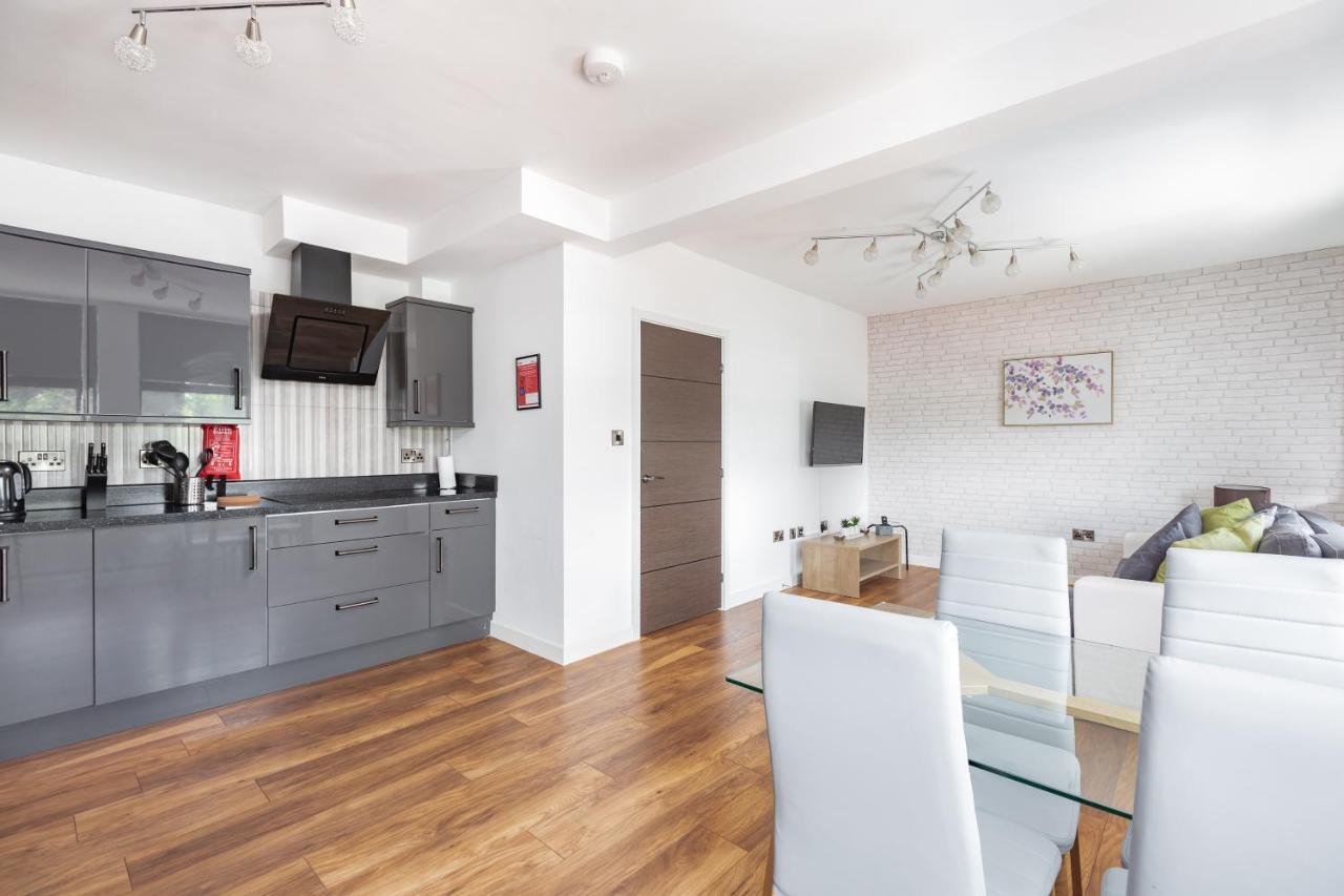 Апартаменты Manhattan Heights Мейдстон Экстерьер фото